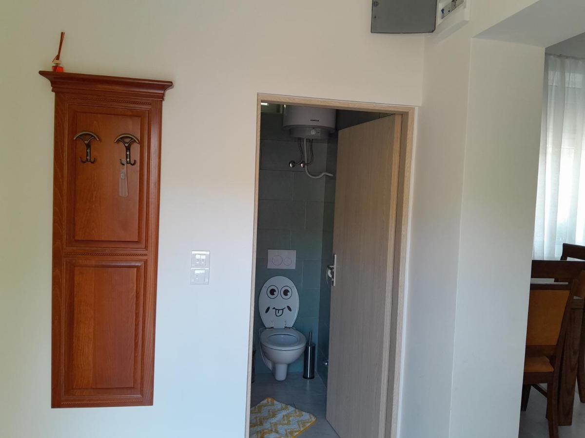 Apartmani Studio Apartmani Senjska Maslina Senj  Eksteriør bilde