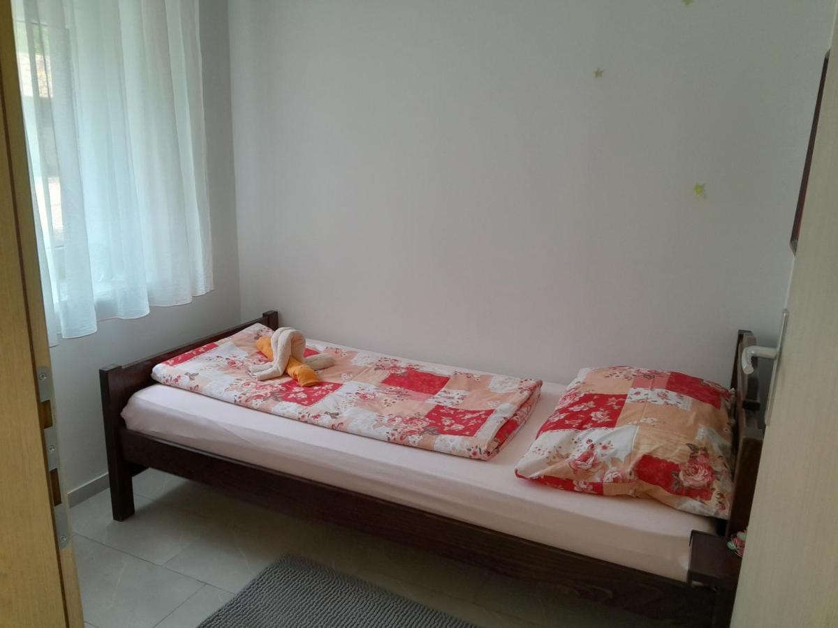 Apartmani Studio Apartmani Senjska Maslina Senj  Eksteriør bilde