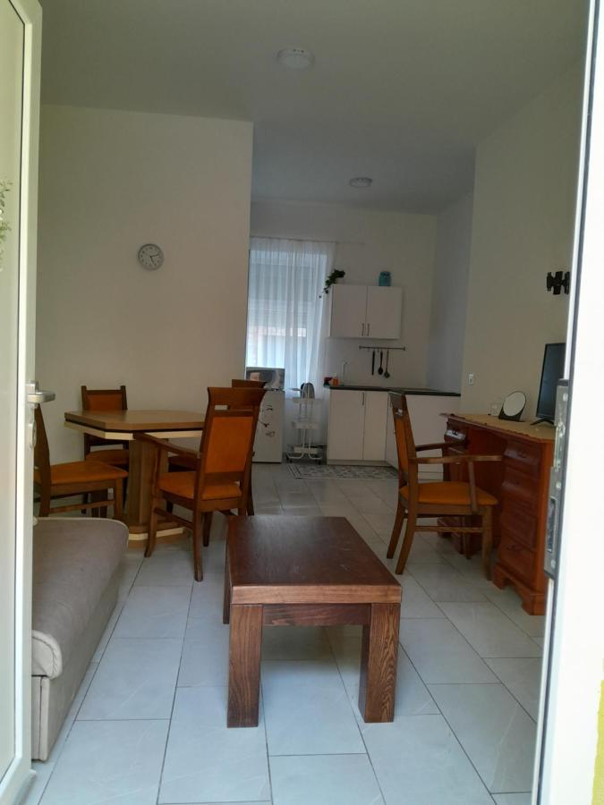 Apartmani Studio Apartmani Senjska Maslina Senj  Eksteriør bilde
