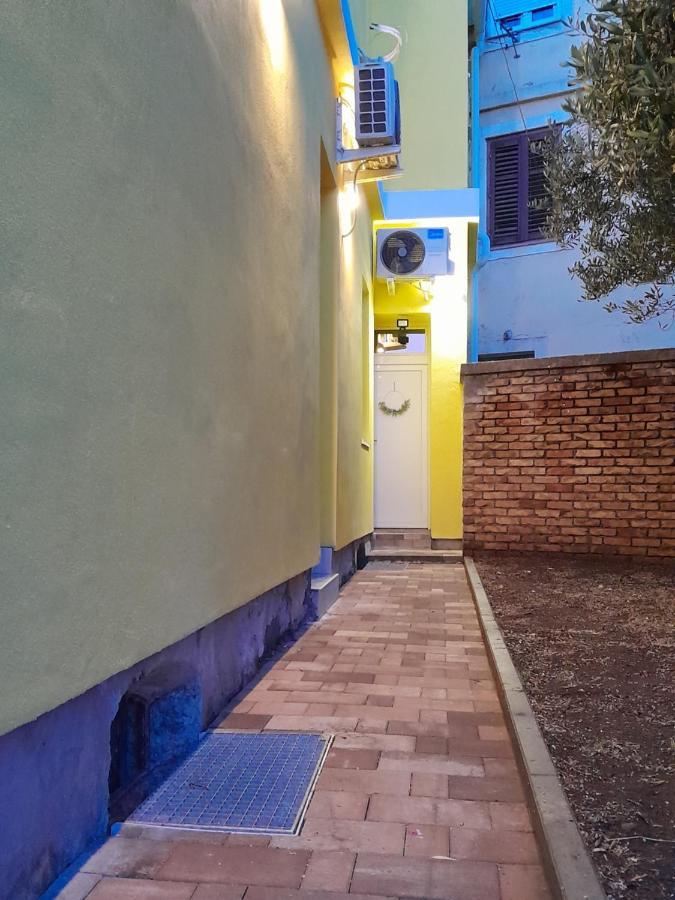 Apartmani Studio Apartmani Senjska Maslina Senj  Eksteriør bilde