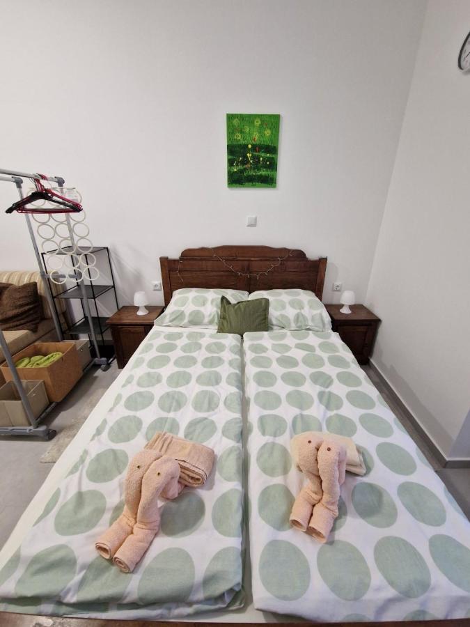 Apartmani Studio Apartmani Senjska Maslina Senj  Eksteriør bilde