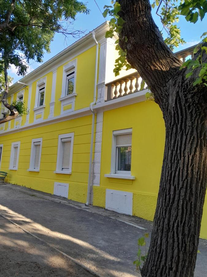 Apartmani Studio Apartmani Senjska Maslina Senj  Eksteriør bilde